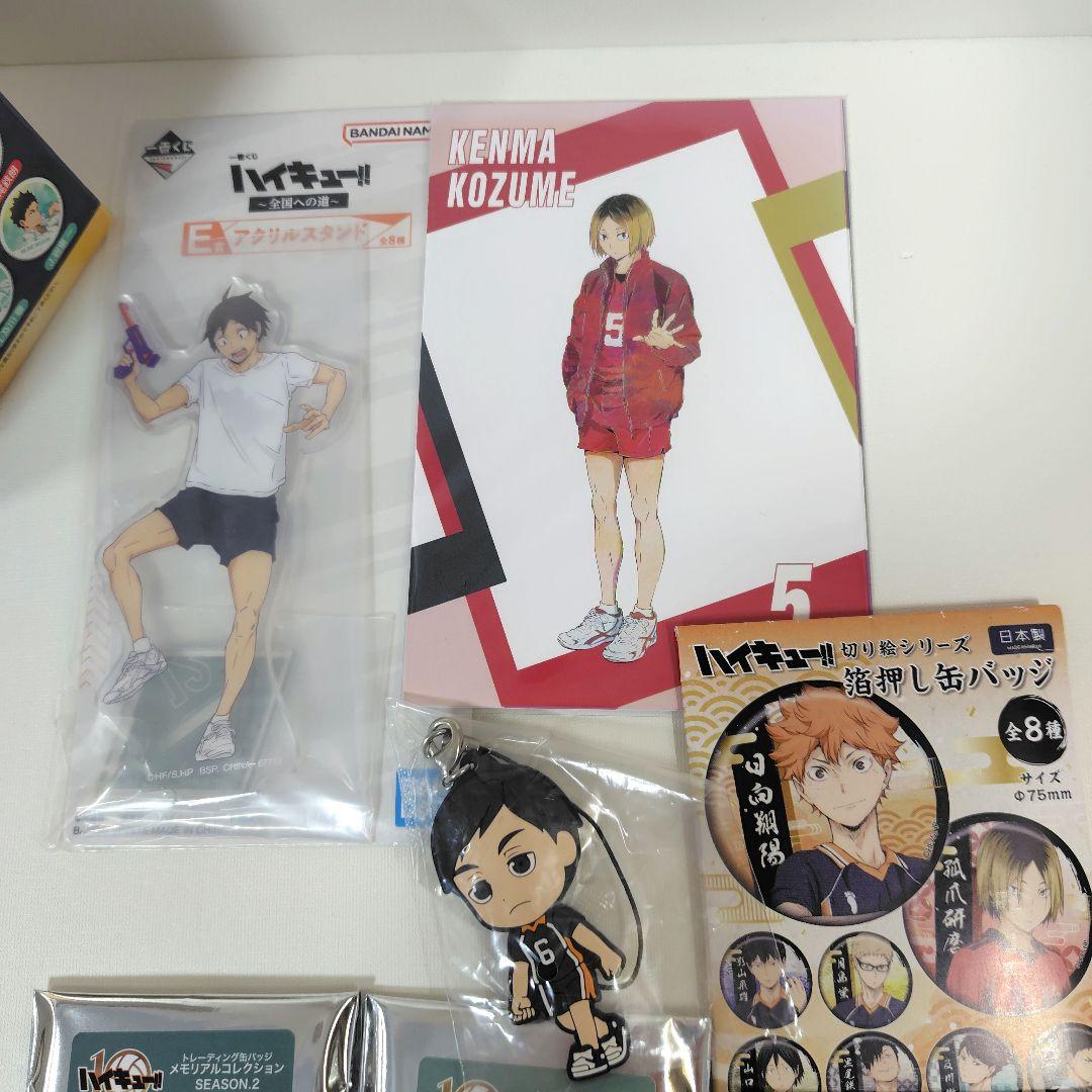 １０６アイテム！(バラ73個＋３箱 )ハイキュー 缶バッジコレクション 箔押し