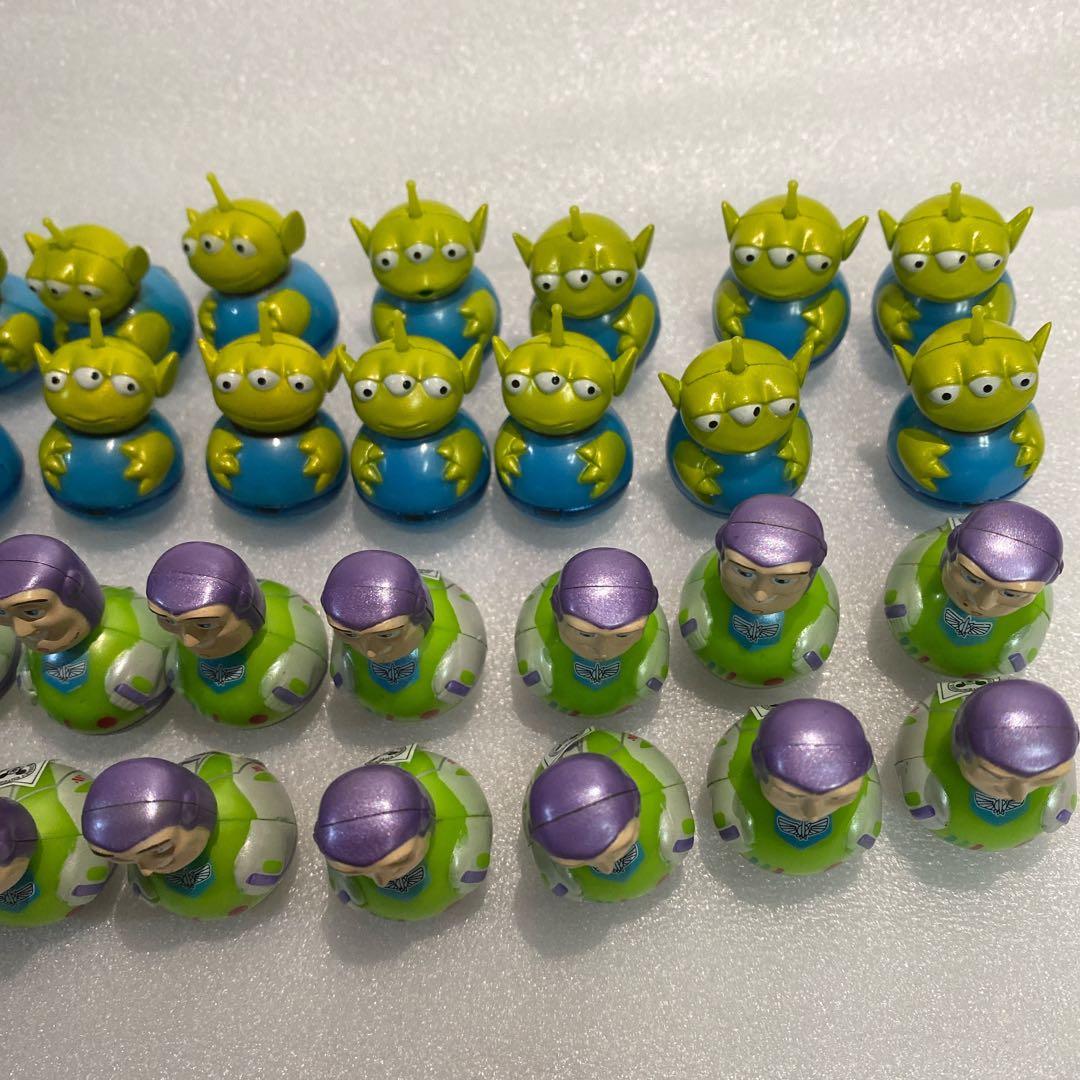 トイストーリー　バズ　リトルグリーンメン　起き上がり小法師 34個セット