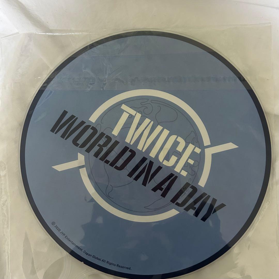 TWICE モモうちわ19枚まとめ売り - メルカリ