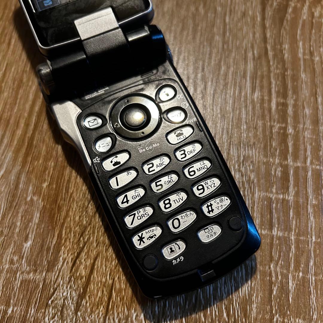 動作確認済み】ドコモ P900iV クラウドブラック【即購入可】 - メルカリ