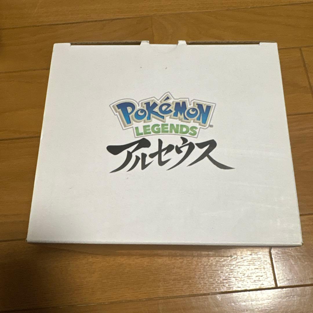 ヒスイ地方のモンスターボール　フィギュア