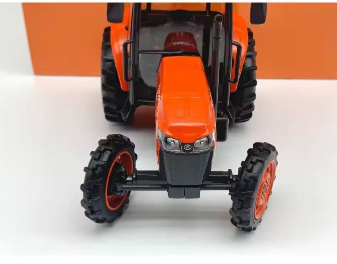クボタ トラクター 1/24スケール モデル