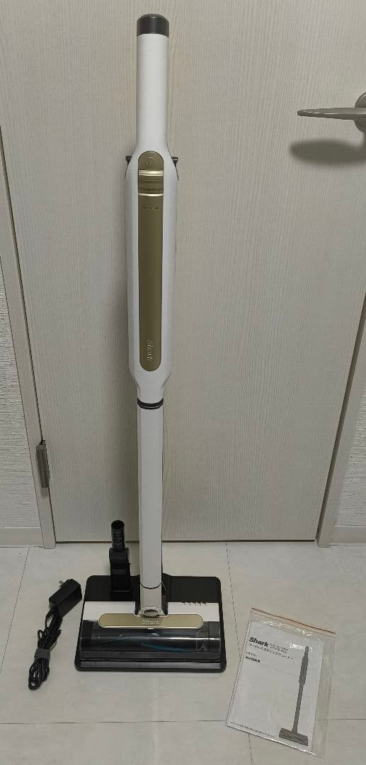 SharkコードレススティッククリーナーEVOPOWER SYSTEM cs100j_ps.jpg