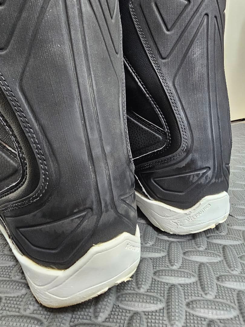 thirtytwo lashed サーティーツー ラッシュド 27.5cm