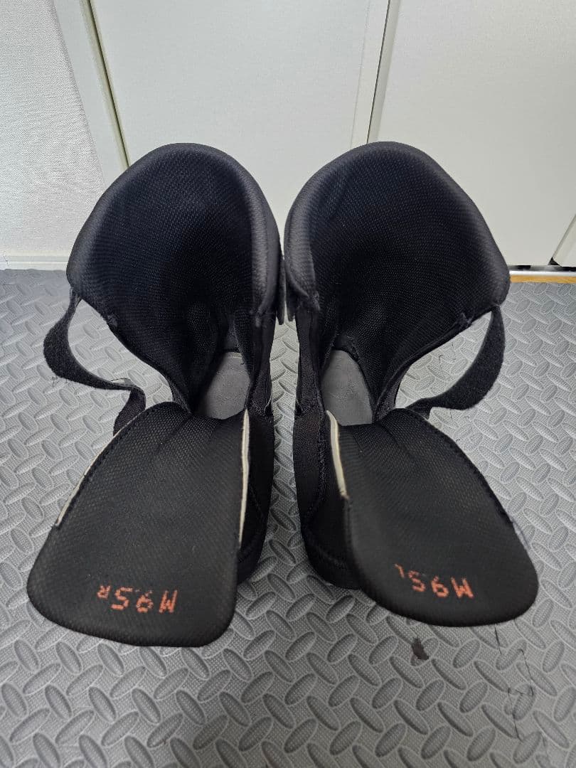 thirtytwo lashed サーティーツー ラッシュド 27.5cm