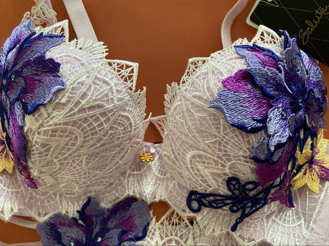 サルート/D65&M/72G/PU ペルー