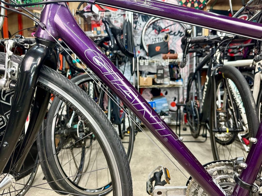 エスケープR3 基本分解発送送料無料！近県の方完成車直接配送等ご相談ください！