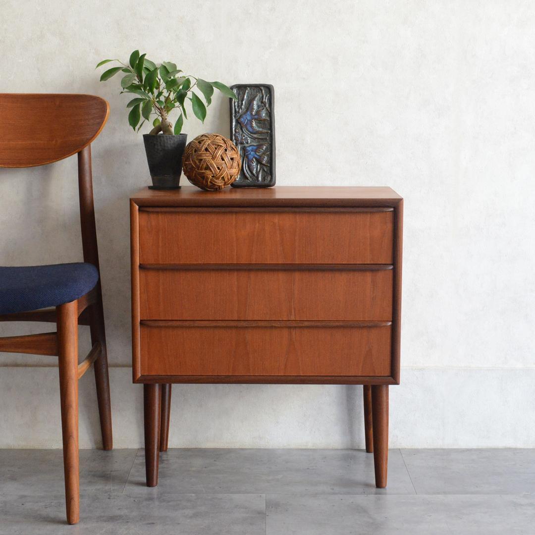 デンマーク 北欧ヴィンテージ チーク 3段チェスト 鍵付 北欧家具