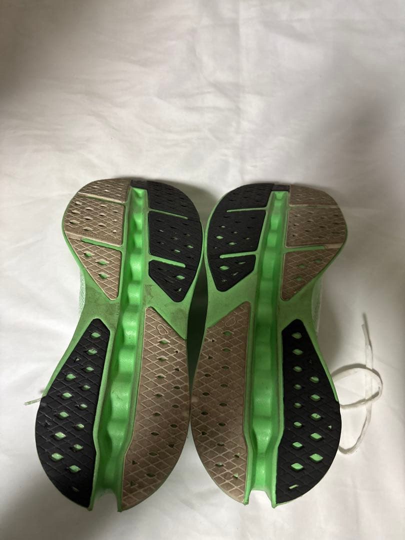 on クラウドサーファー マックス 26.5cm スニーカー ホワイト　オン