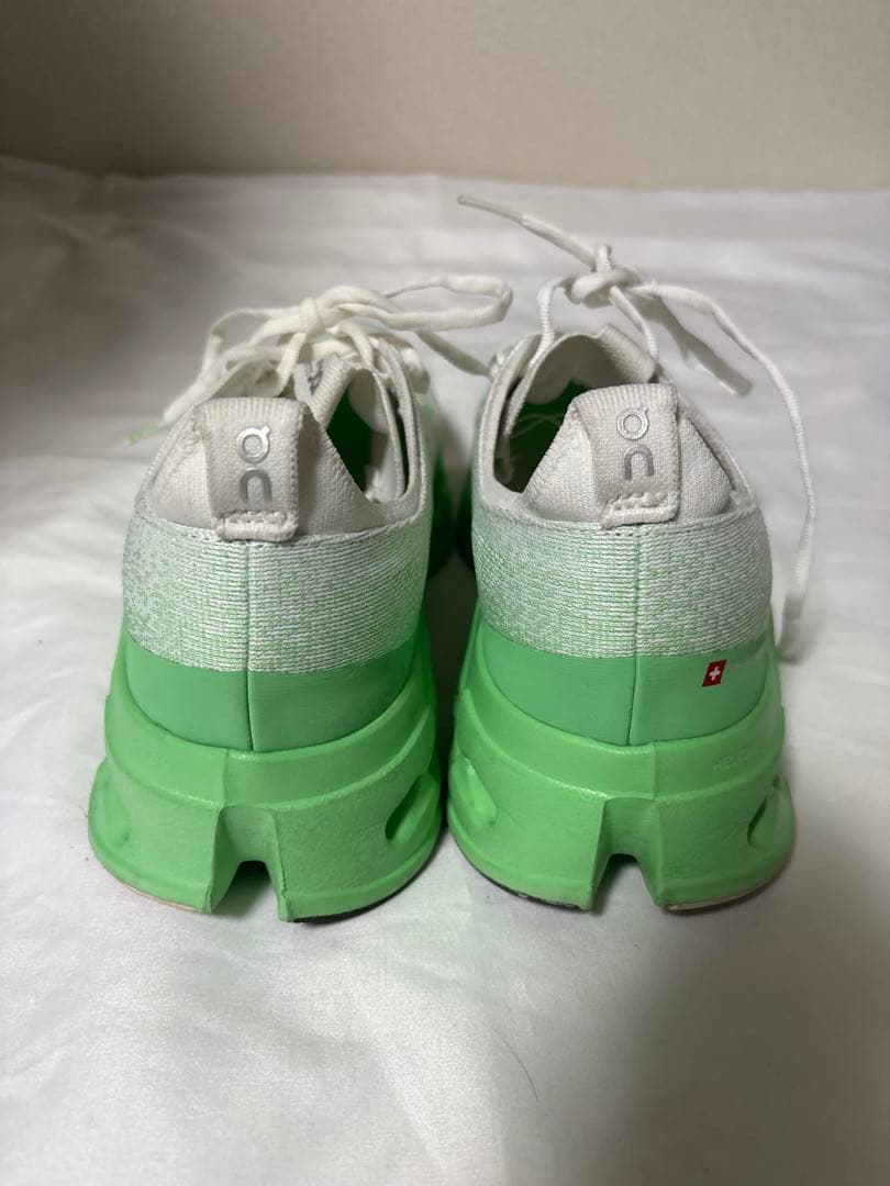 on クラウドサーファー マックス 26.5cm スニーカー ホワイト　オン