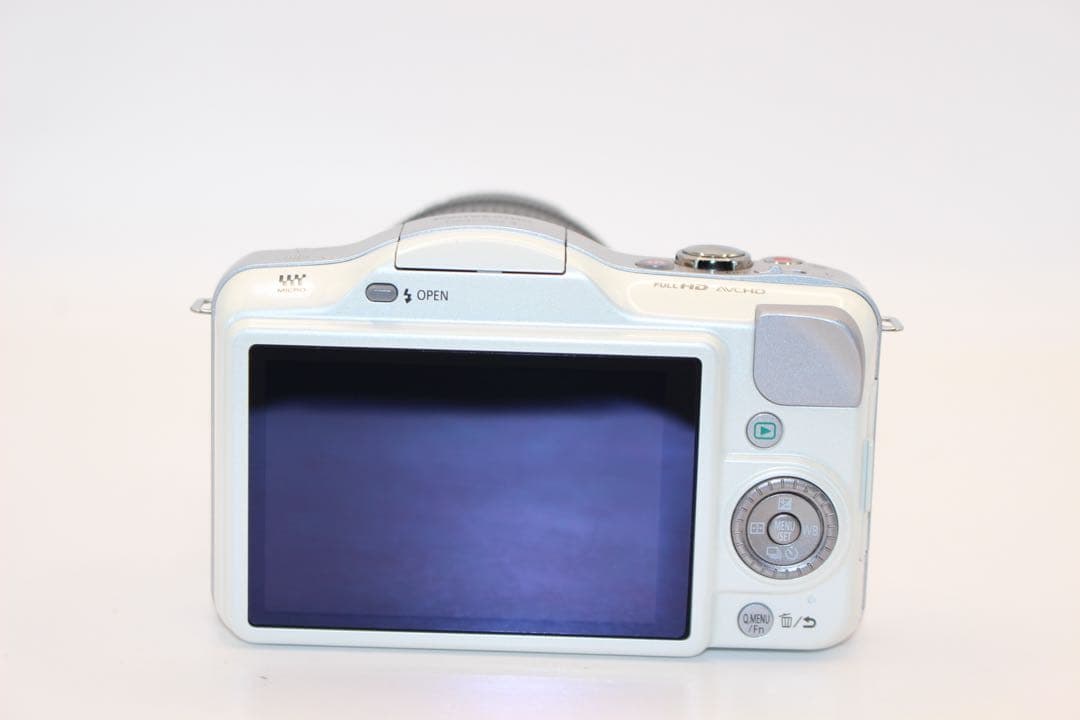 ☆ショット数9044回☆ LUMIX DMC-GF3 レンズキット ミラーレス - メルカリ