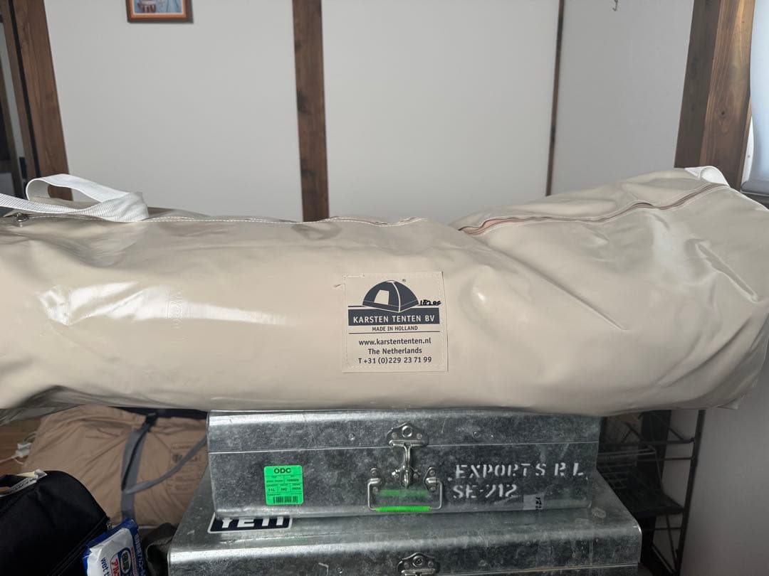 レア　karsten novia 試し張りのみ。