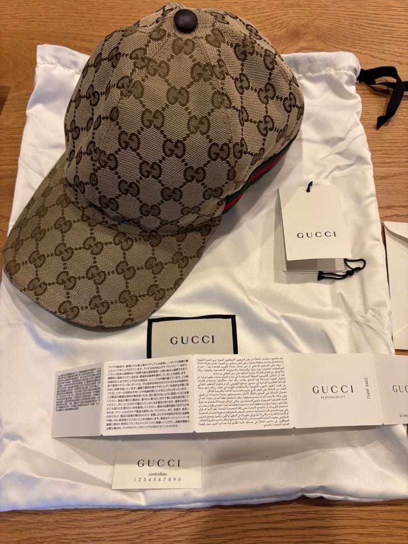 GUCCI GGパターン ベージュキャップ
