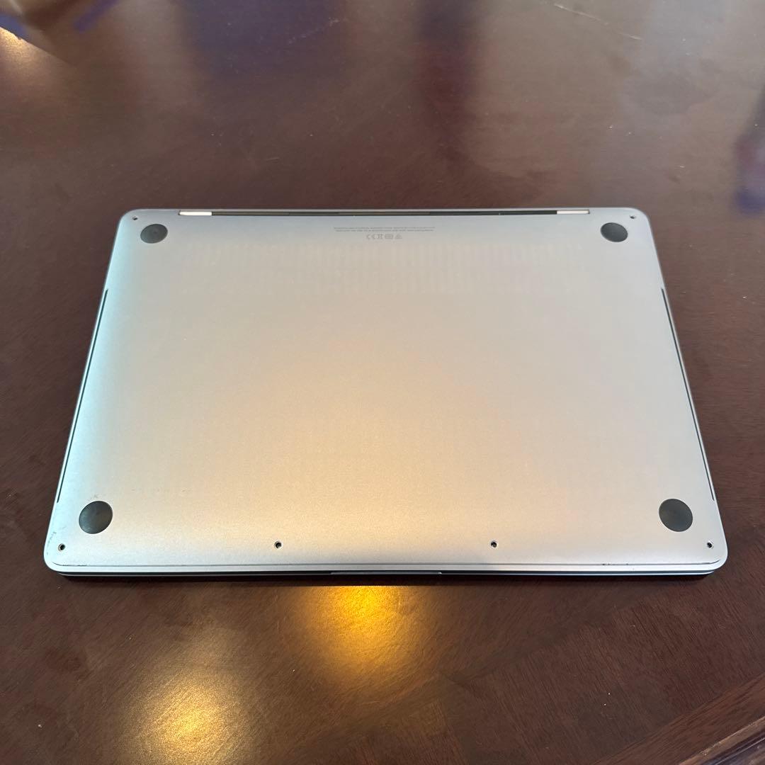 ジャンク A2251 MacBook Pro 13インチ シルバー 日本語配列 - メルカリ