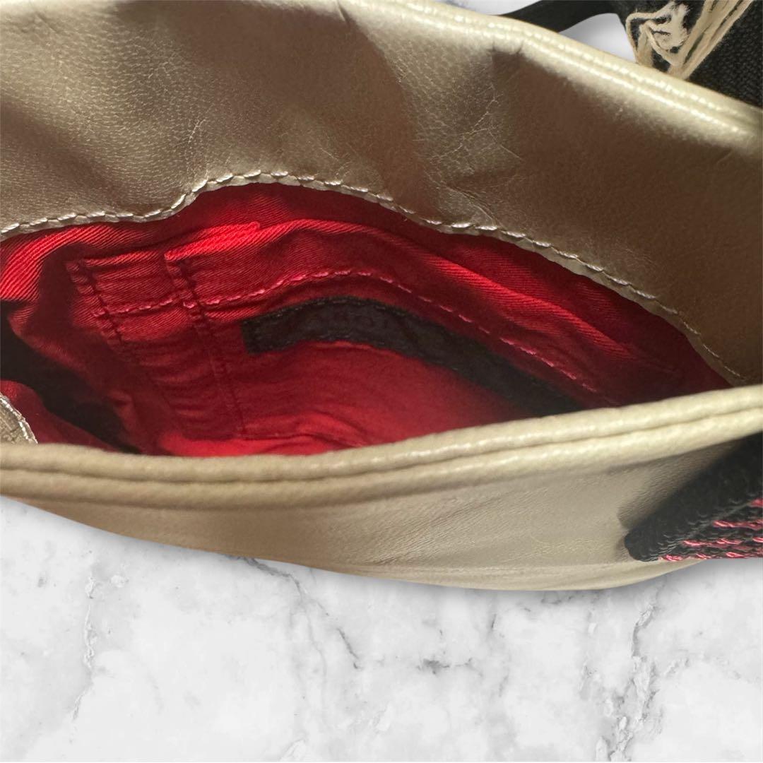 ハロルズギア 山未革 サコッシュ ポシェット HAROLD'S GEAR - メルカリ