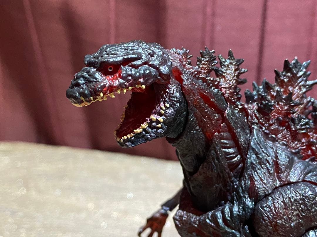 S.H.MonsterArts ゴジラ 2016 シン・ゴジラ 夜間戦闘ver