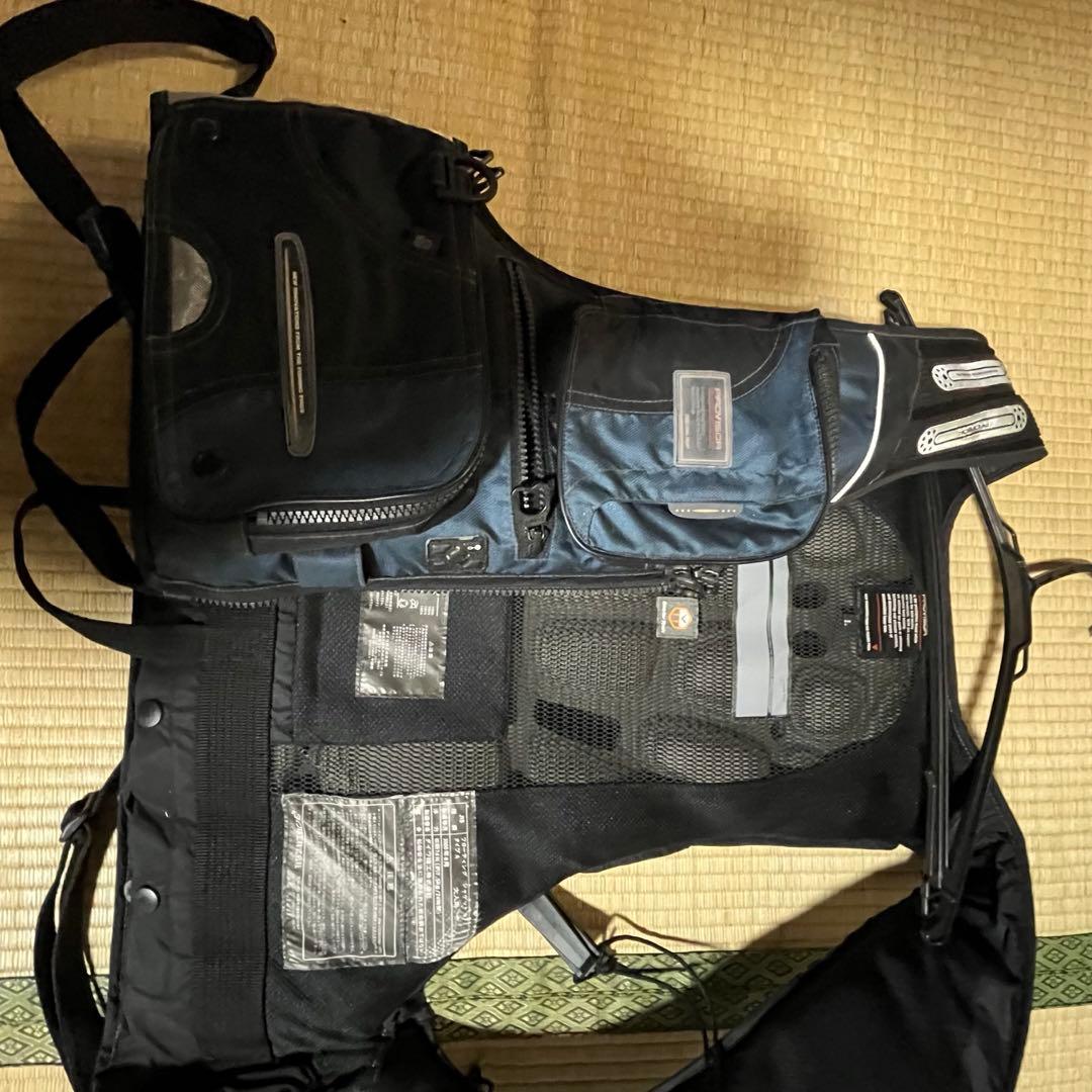 ダイワ プロバイザーフローティングベスト、 サイズL - メルカリ