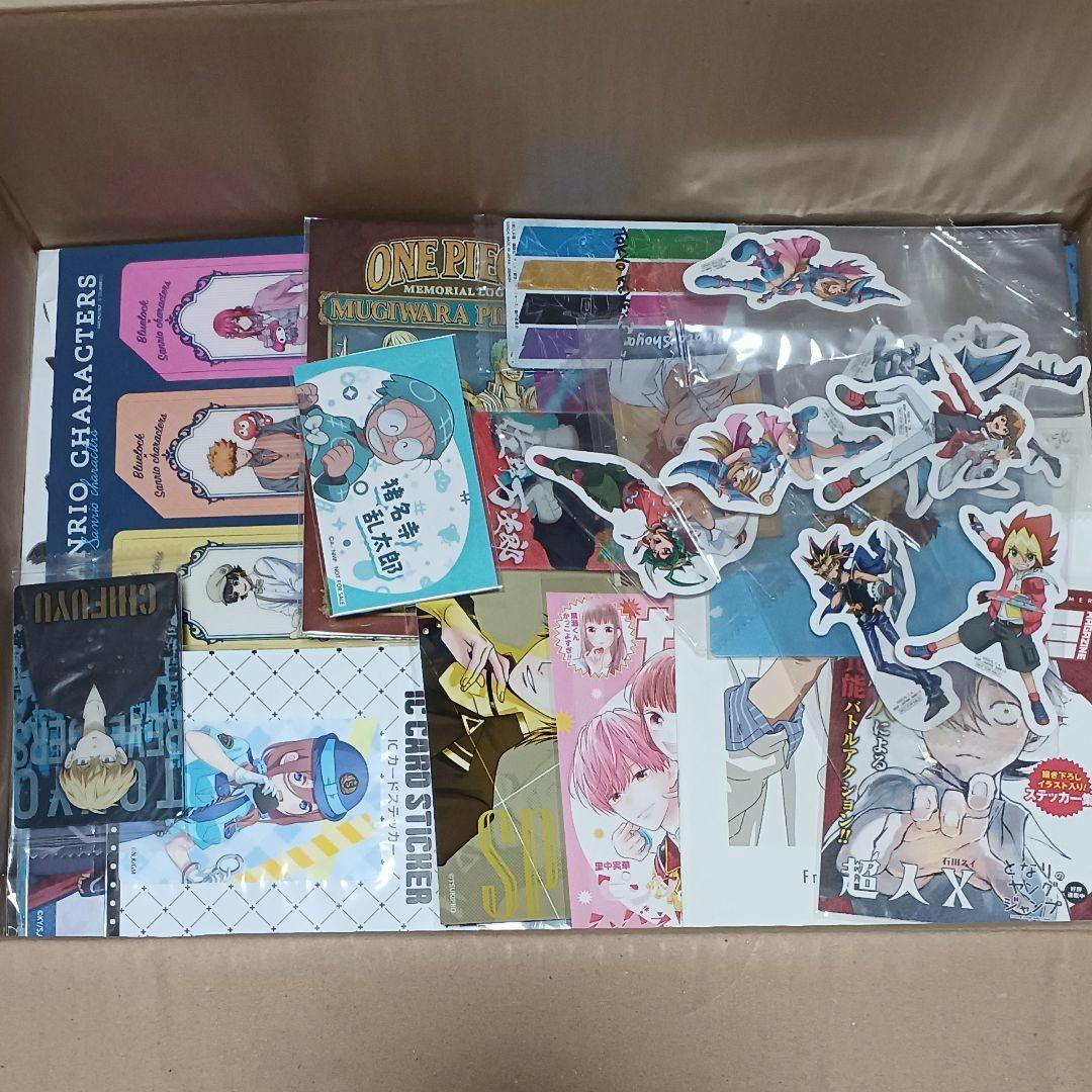 500点以上!! 紙類、薄物 アニメグッズ キャラクターグッズ 大量まとめ売り