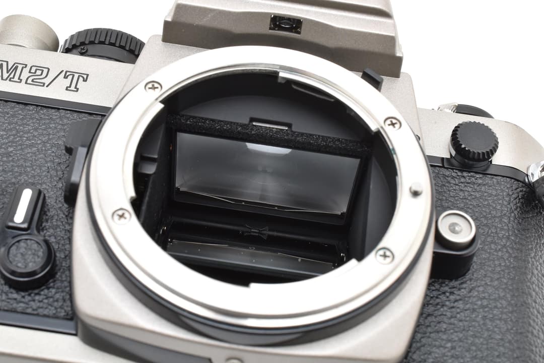 Nikon New FM2 T チタン ボディ 0190 - メルカリ