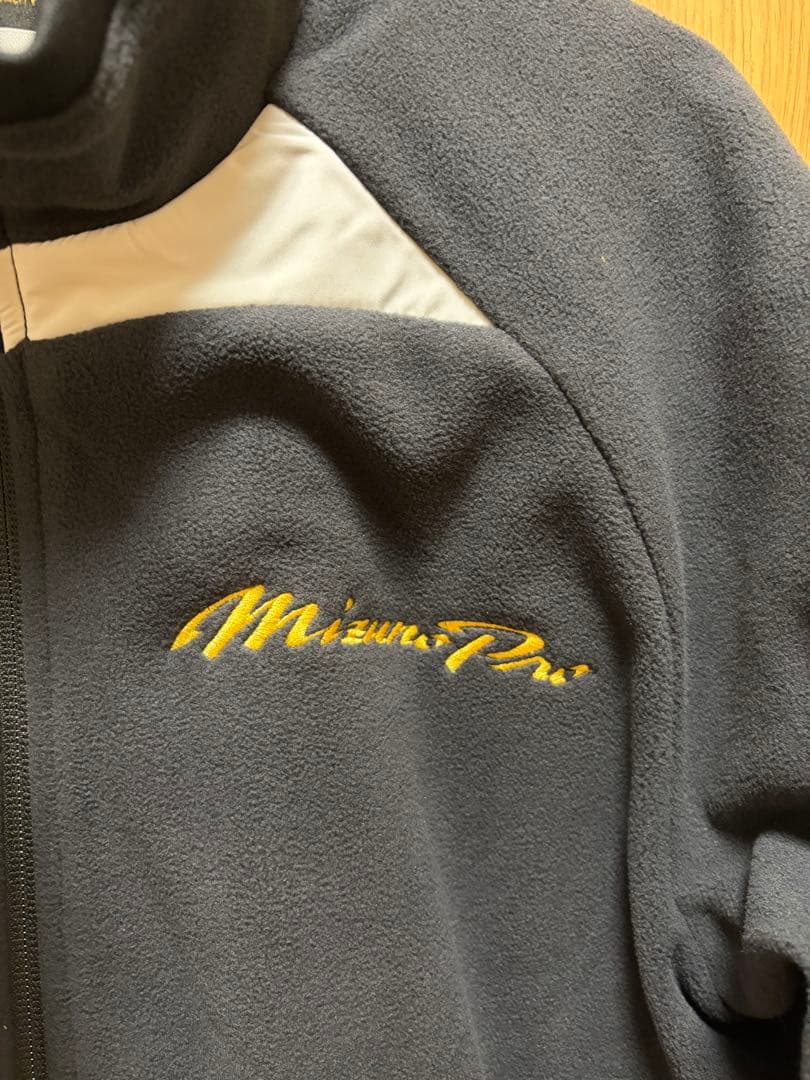 冬の必需品 限定品！ミズノプロ フリース ブラック Lサイズ ブラック