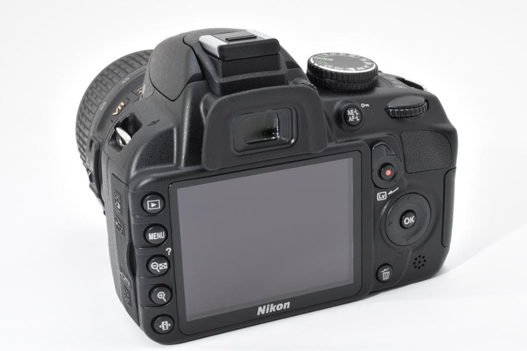 新品級✨ショット数30回❤️Nikon D3100 レンズセット スマホ転送