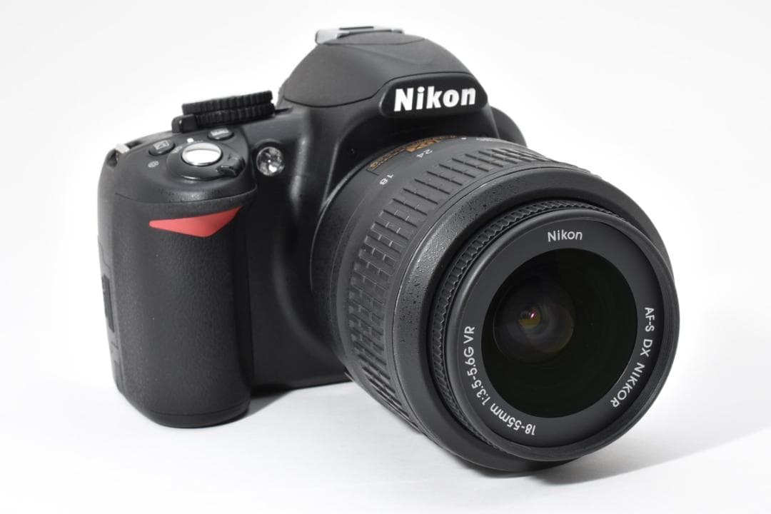 新品級✨ショット数30回❤️Nikon D3100 レンズセット スマホ転送