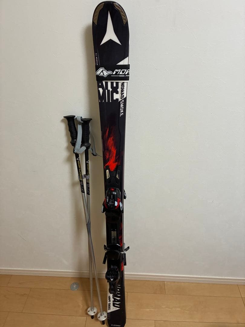 ATOMIC アトミック NOMAD SMOKE 150cm　ストック付き Atomic Nomad Smoke 150cm with Adjustable Atomic Bindings