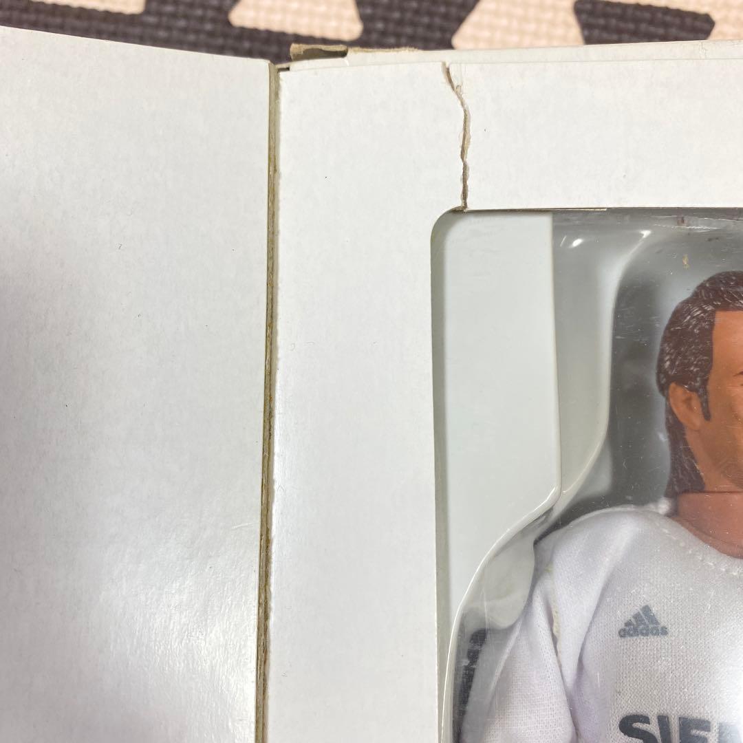 デイビッド・ベッカムフィギュアレアルマドリード背番号23 - メルカリ