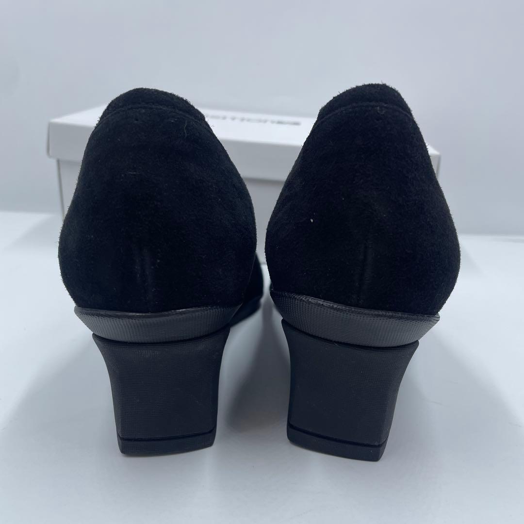 未使用』コンポジション9 パンプス リボン ブラックスエード 四角