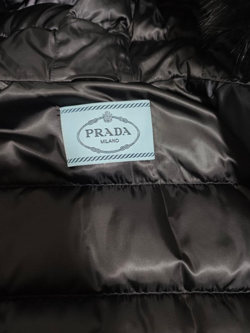 PRADA プラダ ファー ダウン 三角プレート 44