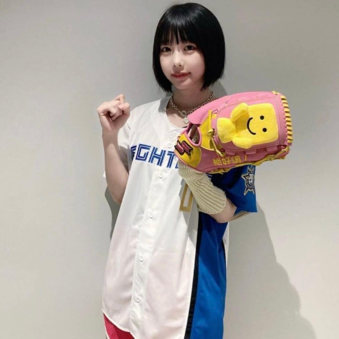 プロスピ 調子くんぬいぐるみ付きグラブ - メルカリ