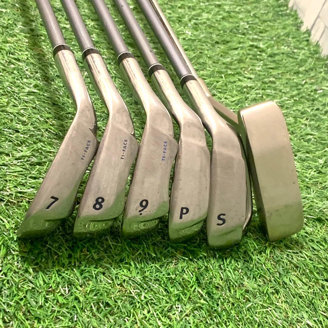 人気バッグ、高級アイアン付 ウィルソン Tiara EX レディースクラブ