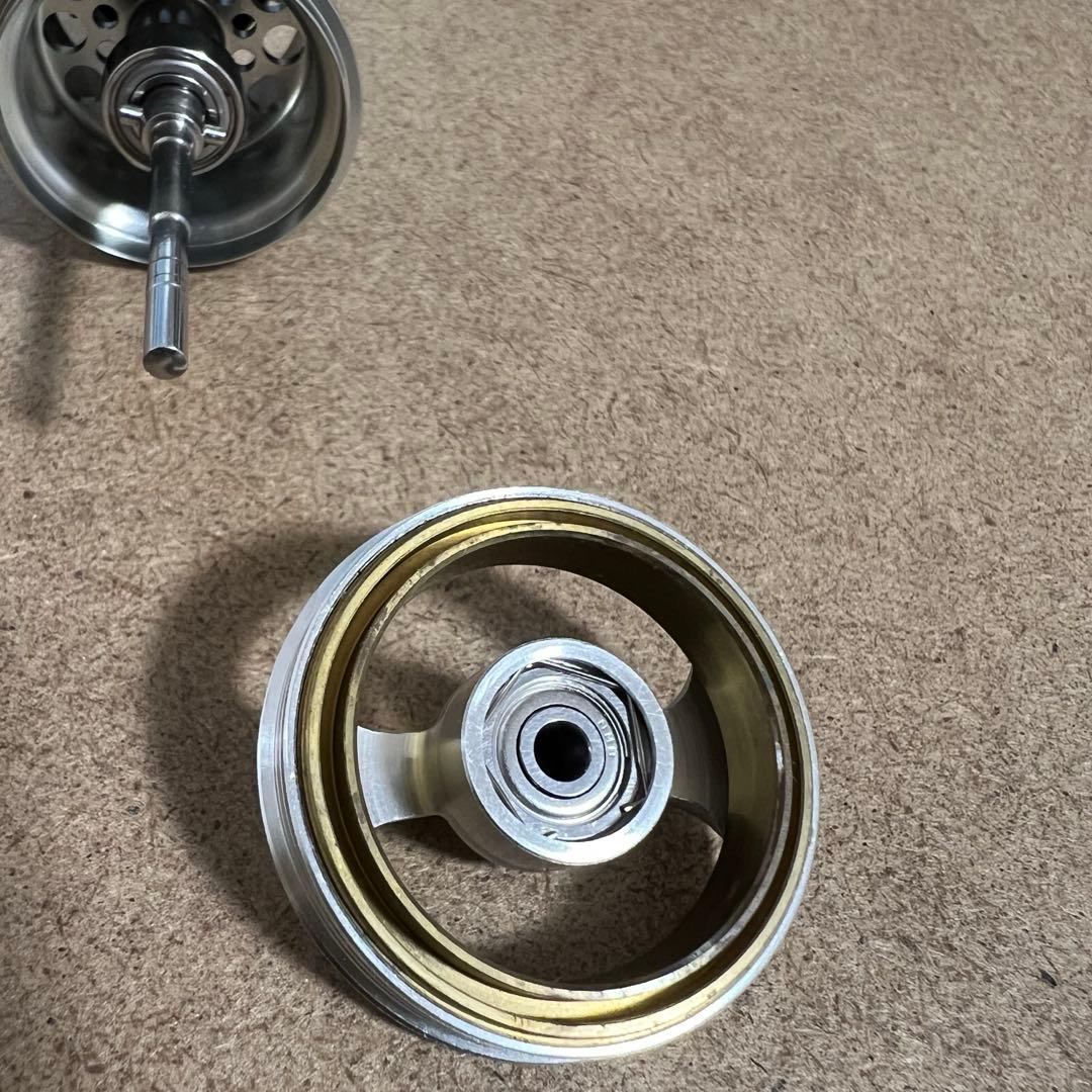 カルカッタコンクエスト50S 51S シャロースペシャル スプール＋留め具