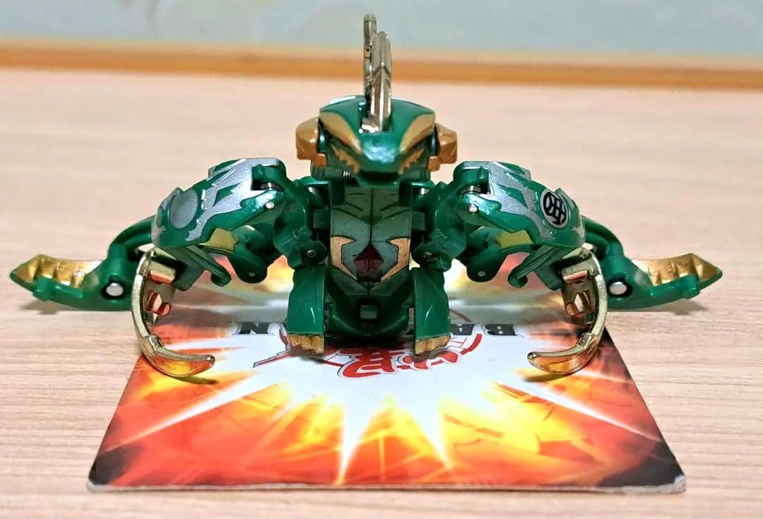 最終値下げ 激レア 爆丸 神3 磁ドラガオン 轟フドウ 士ガリュウ カード