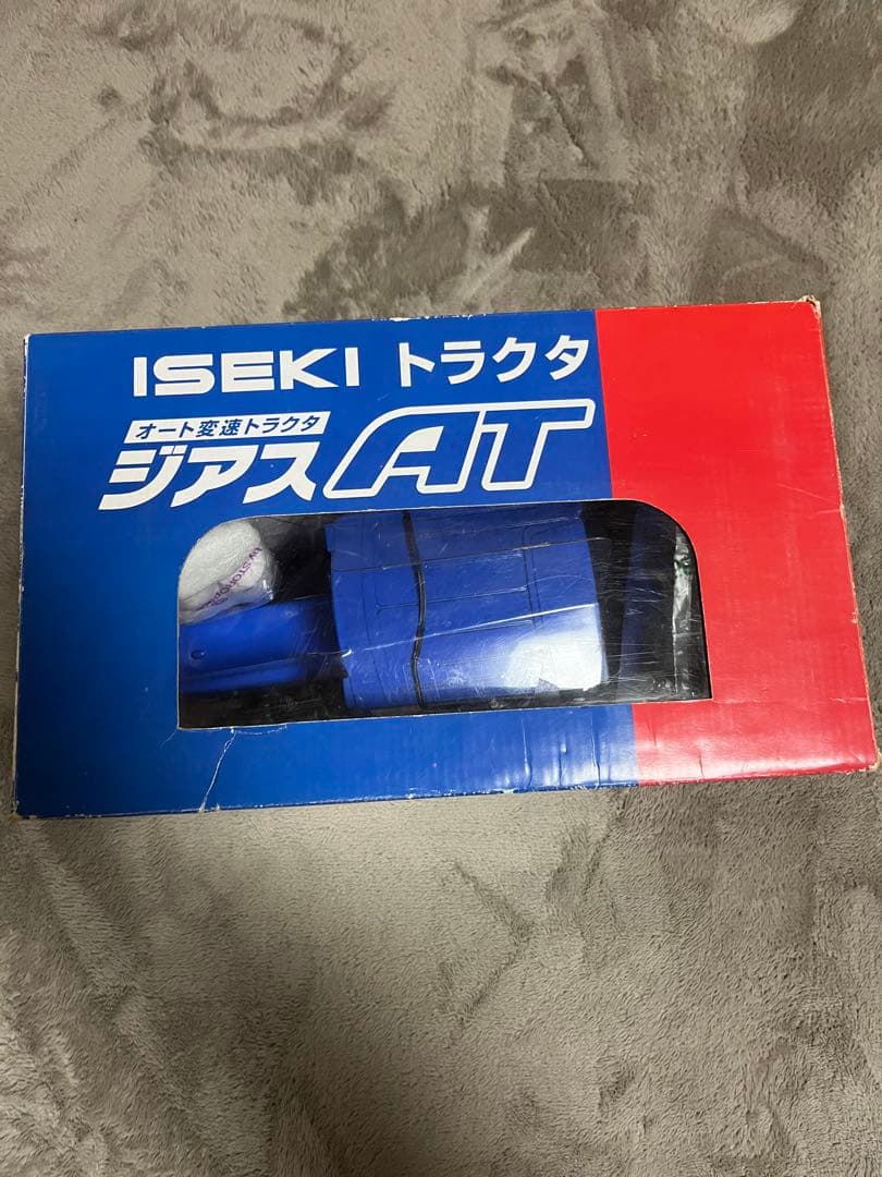 ISEKI トラクタ ジアスAT ミニチュアモデル - メルカリ