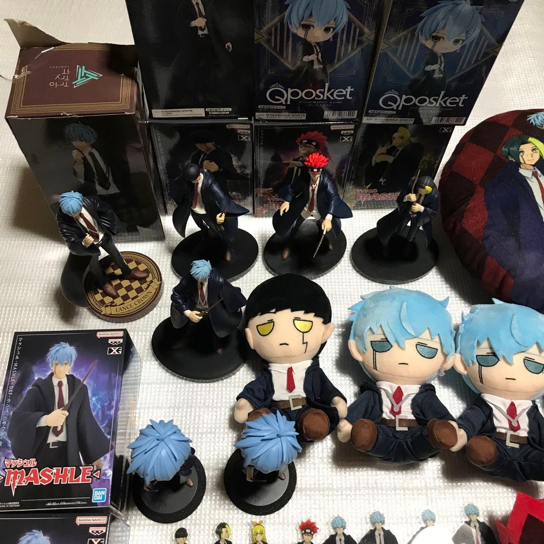 MASHLE マッシュル フィギュア ぬいぐるみ 缶バッジ グッズ 大量まとめ