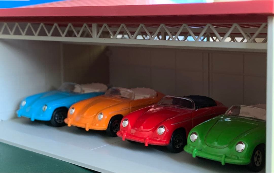 トミカラマ 屋根付駐車場 ポルシェガレージセット - メルカリ