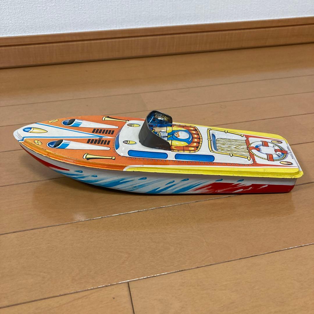 ブリキのオモチャ　ボート