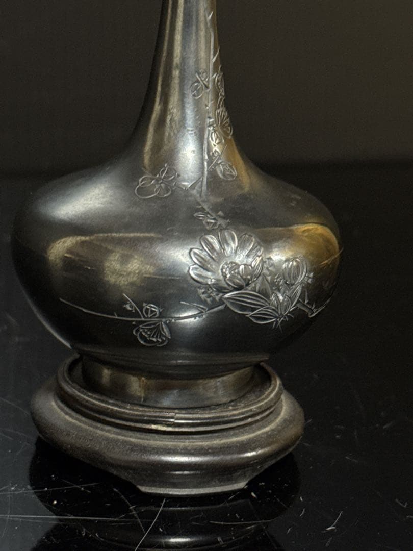 明治期 純銀 在銘 細密彫金 花図 花瓶 花生 約84.5g - メルカリ