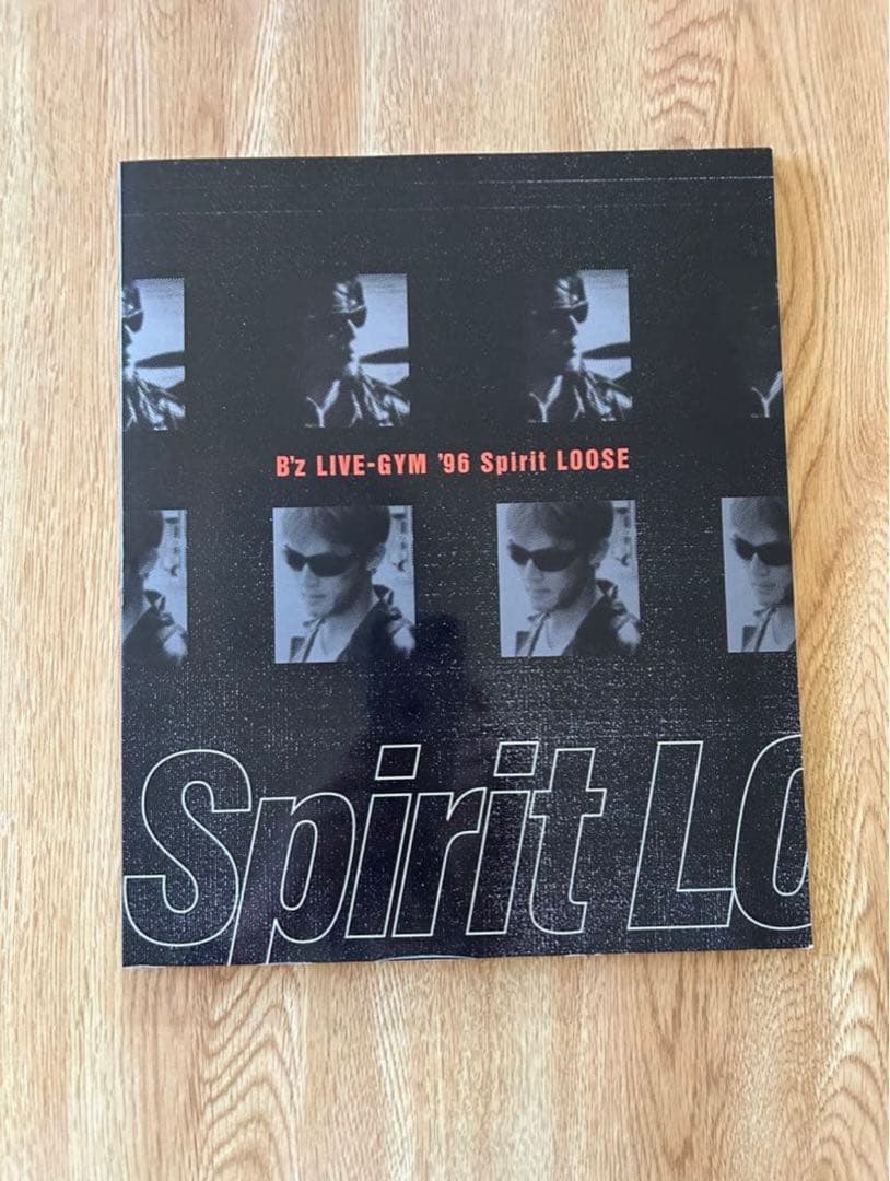 B'zツアーパンフレット