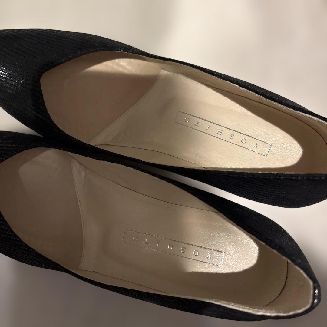 ヨシト　パンプス　黒　23.5cm