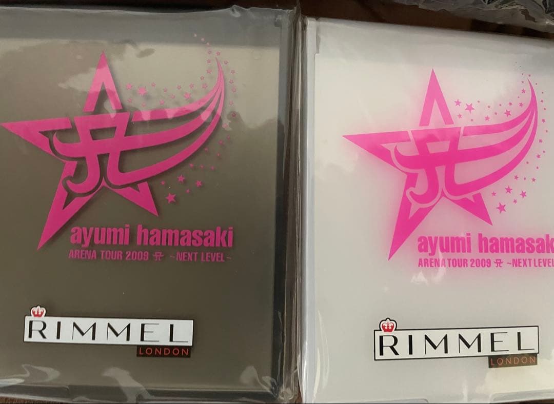 浜崎あゆみ　NEXT LEVEL2008、Tシャツ、ポーチ、ミラー、ストラップ