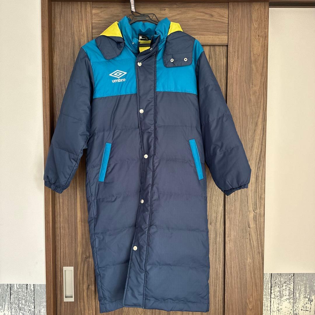 umbro ベンチコート ネイビー・青・黄 150 - メルカリ
