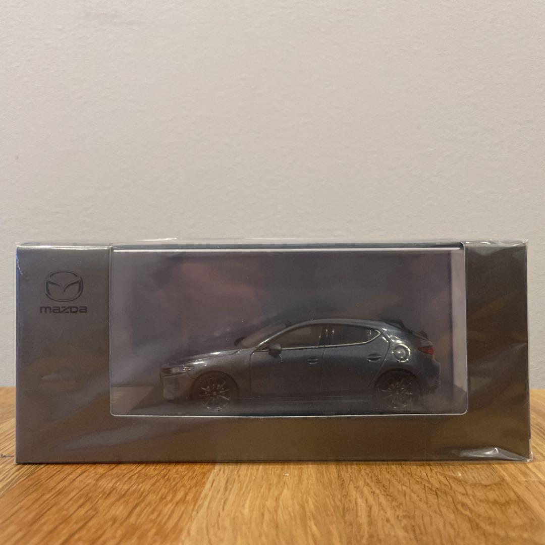 新品未開封 マツダ 3 1/43 モデルカー ポリメタルグレー - メルカリ