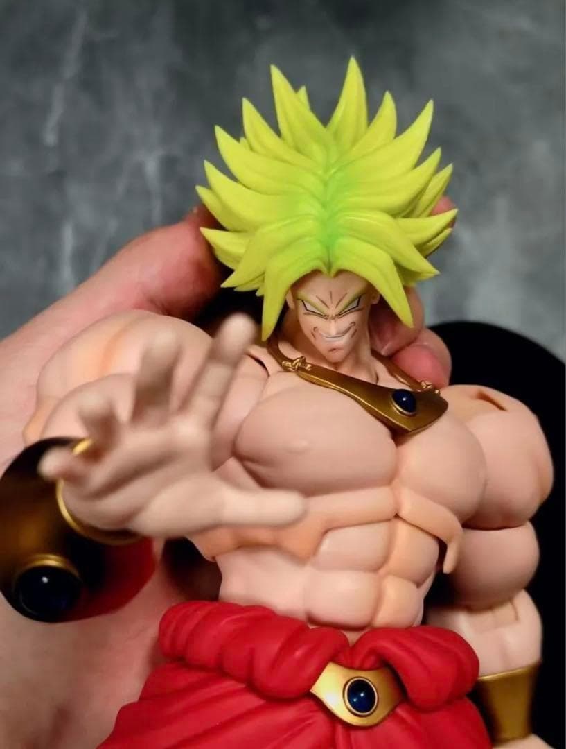 海外限定　ブロリー　スーパーサイヤ人　s.h.figuarts 同サイズ