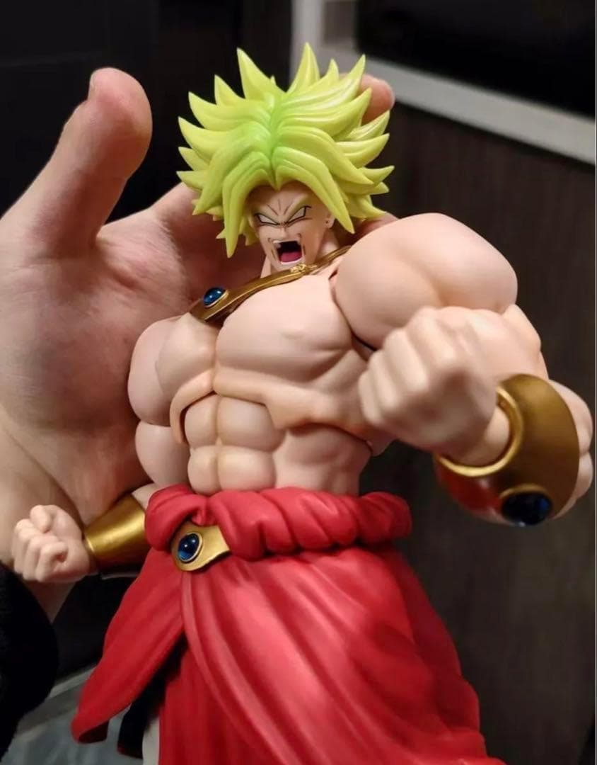 海外限定　ブロリー　スーパーサイヤ人　s.h.figuarts 同サイズ