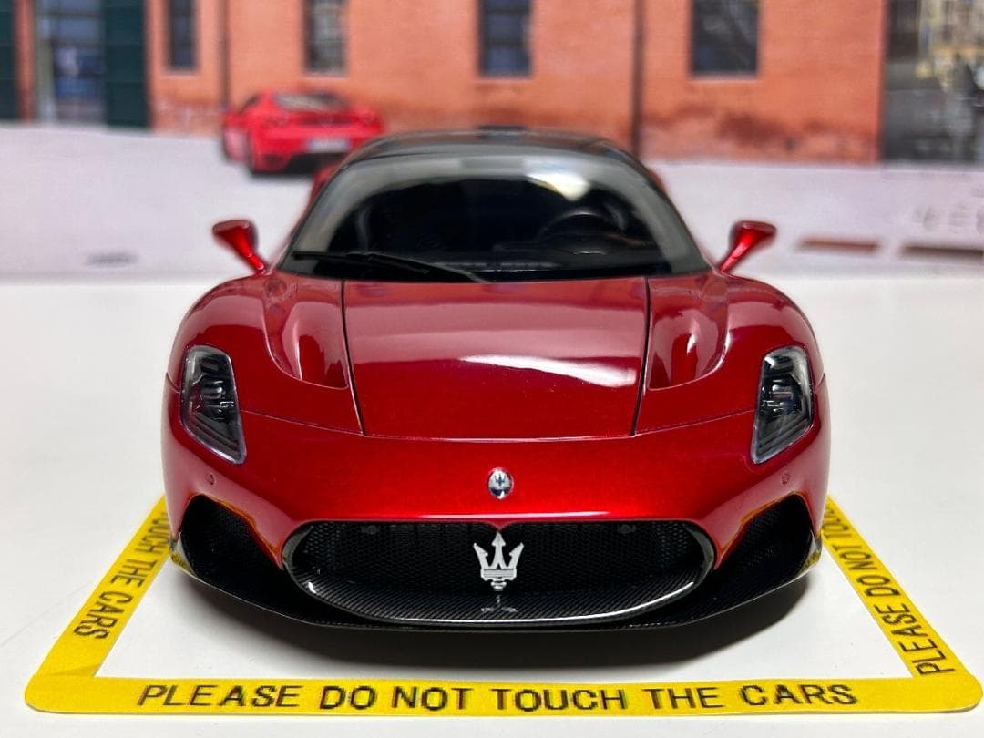 BBR 1 18 MC20 ロッソ ヴィンセント マセラティ HE180051C