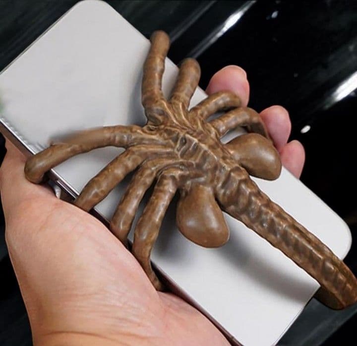 ★未使用 エイリアン ロムルス フェイス ハガー スマホ スタンド フィギュア