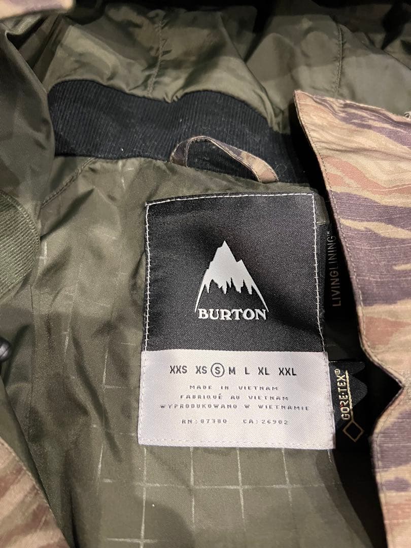 Burton 迷彩スノーボードウェア Sサイズ - メルカリ