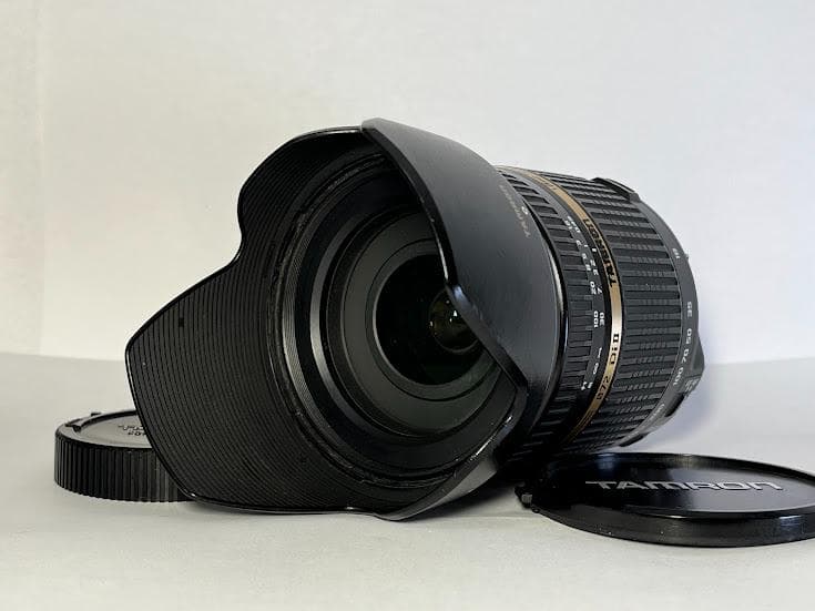 ★極上★タムロンAF18-270mm F3.5-6.3 Di II VC ニコン